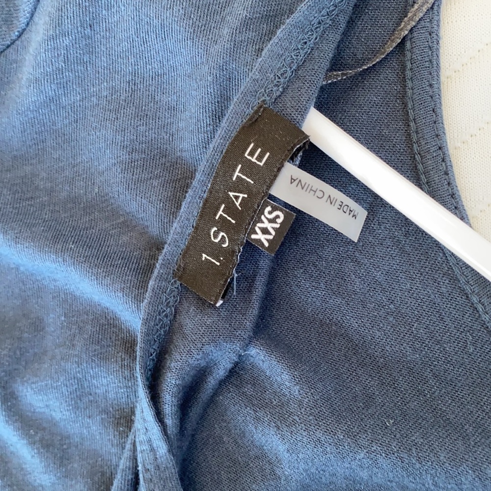 Blouse - Picture 3 of 3